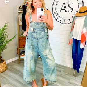 Easel overalls